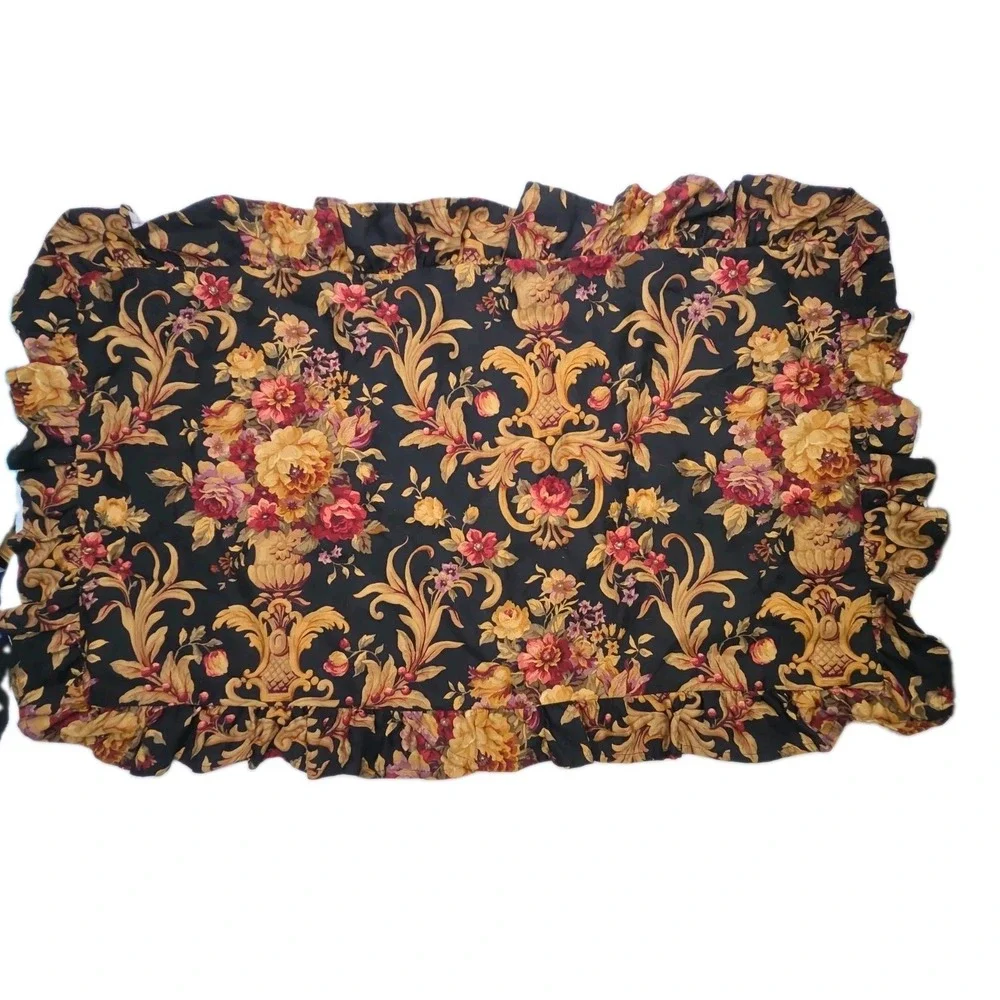 2 Vintage 2003 Raymond Waites Rose Floral Ruffled Pillow Shams King Black Urns